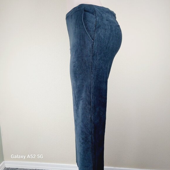 LL Bean Women's Black Perfect Knit Corduroy Straight Leg Pants Size M - Picture 7 of 10